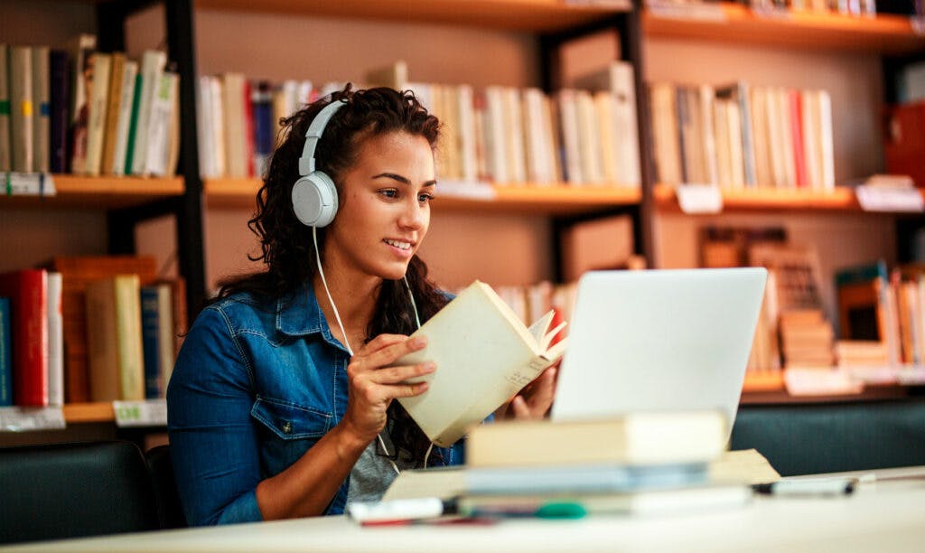 7 ventajas de estudiar en línea y transformar tu aprendizaje