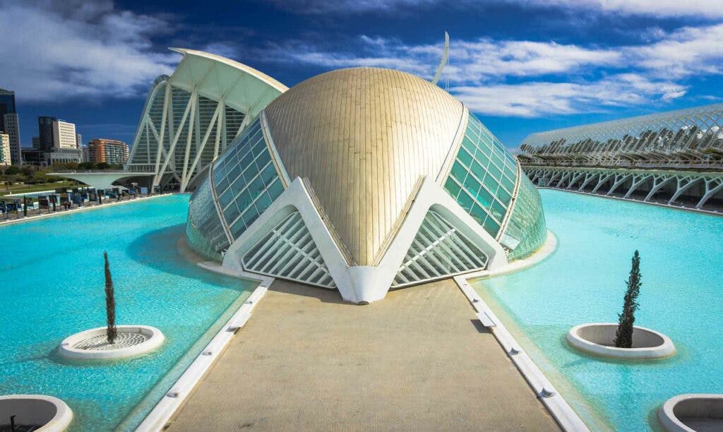 Studying in Valencia | Live in One of the Most Amazing Spanish Cities!