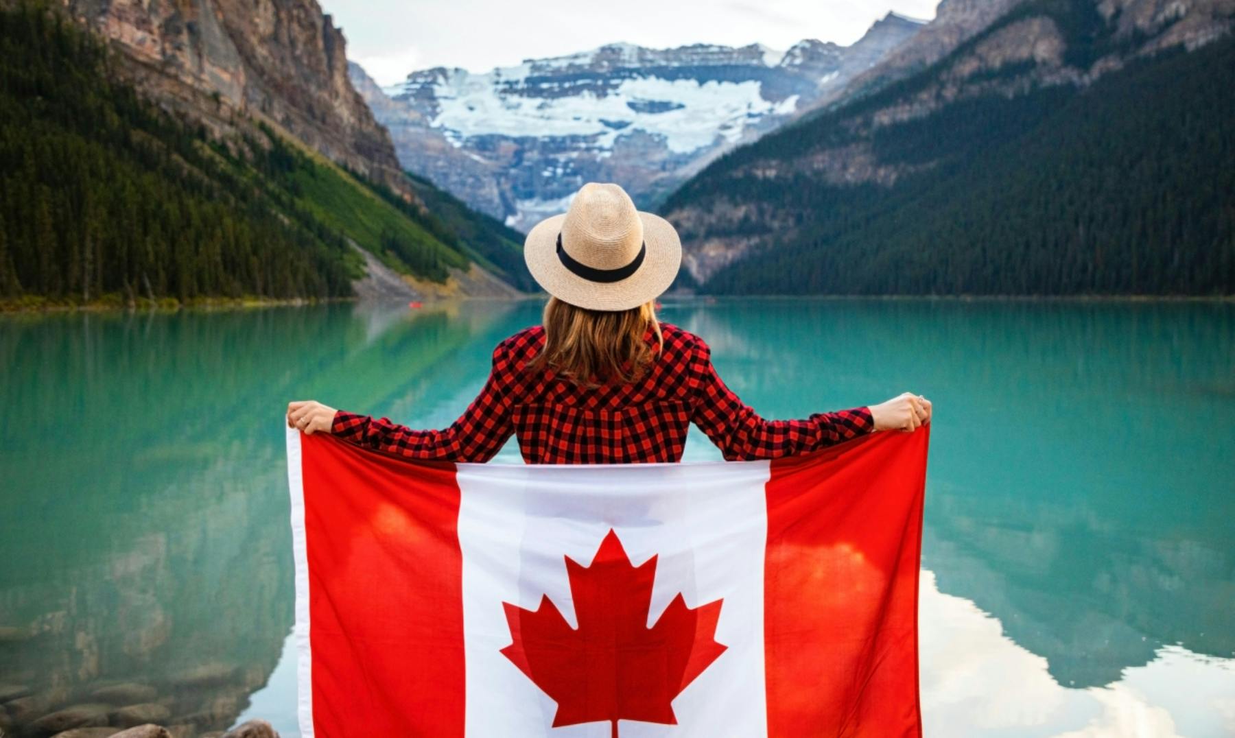 ¿Quieres estudiar y trabajar en Canadá?
