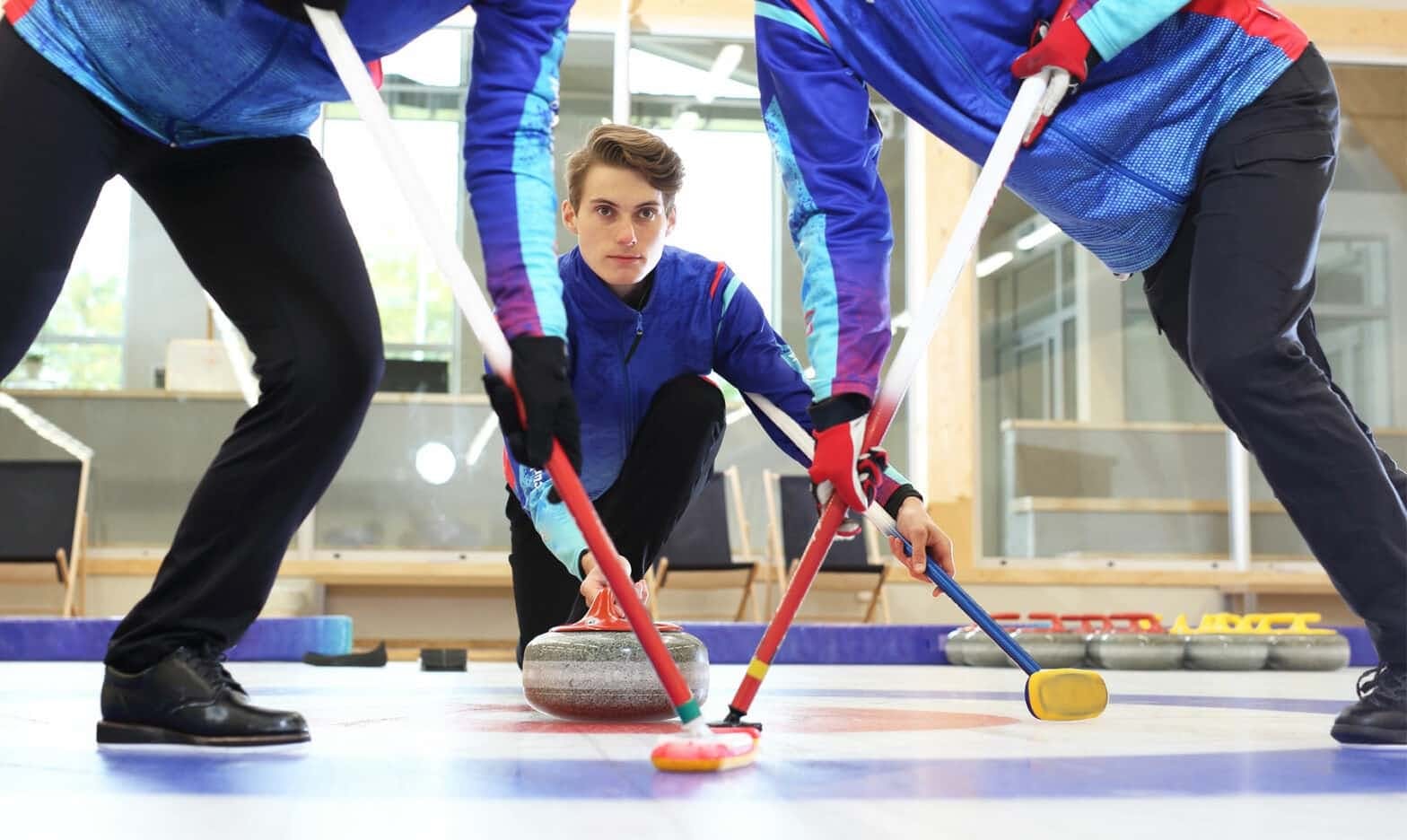 El curling como deporte: qué es, cuál es su historia y cómo se juega