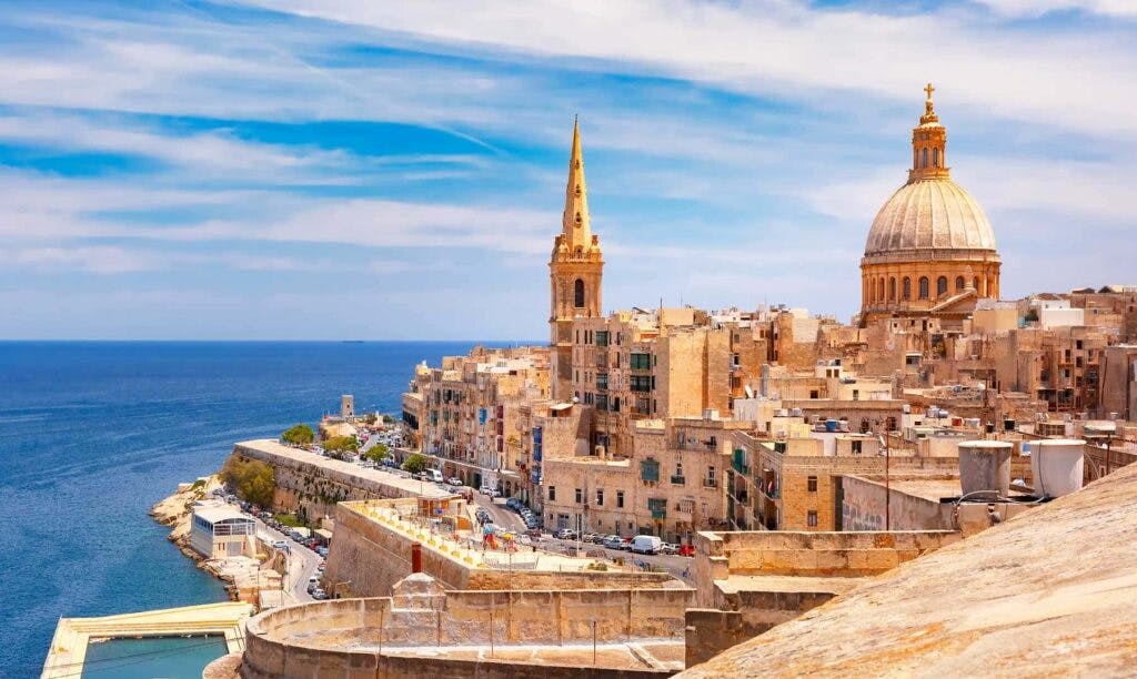 Emigrar a Malta desde Argentina: precio y requisitos 2024